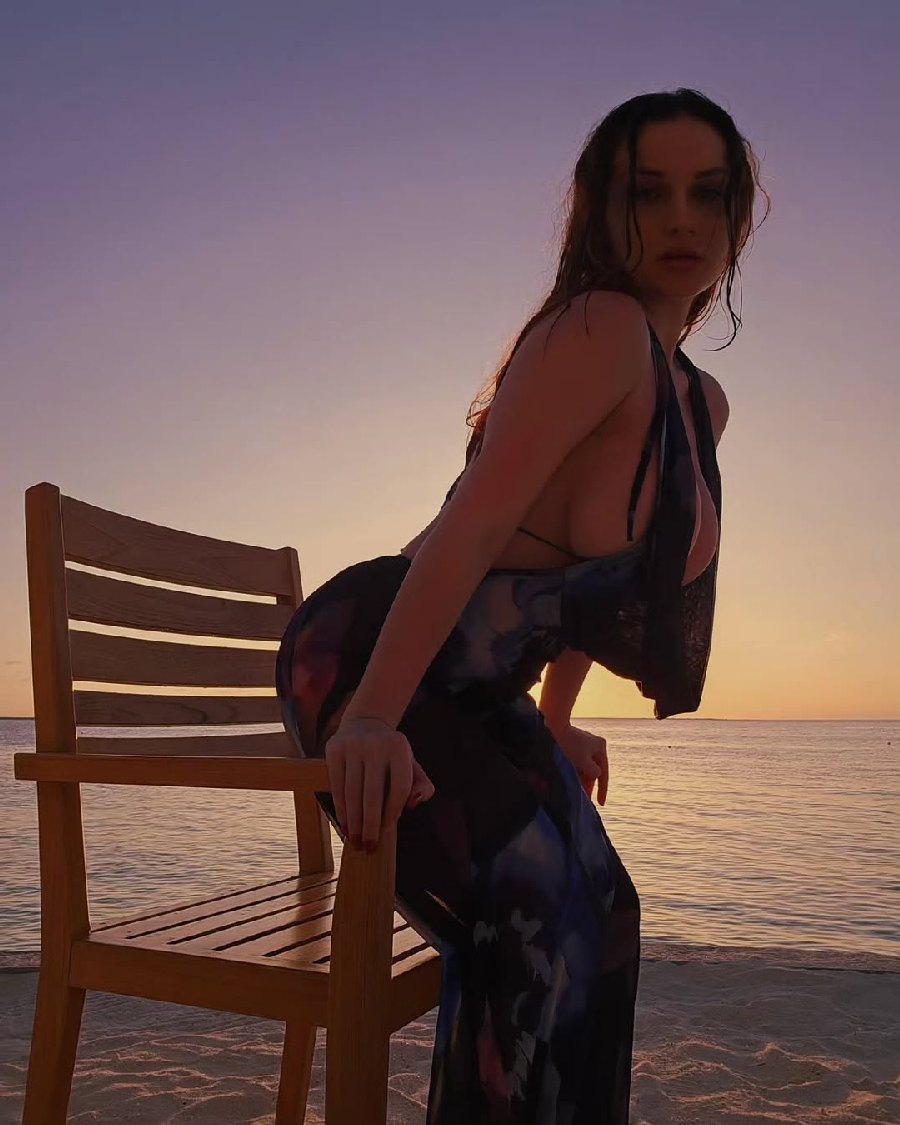 Sexy girl Miranda Faith nude in Zhanjiang