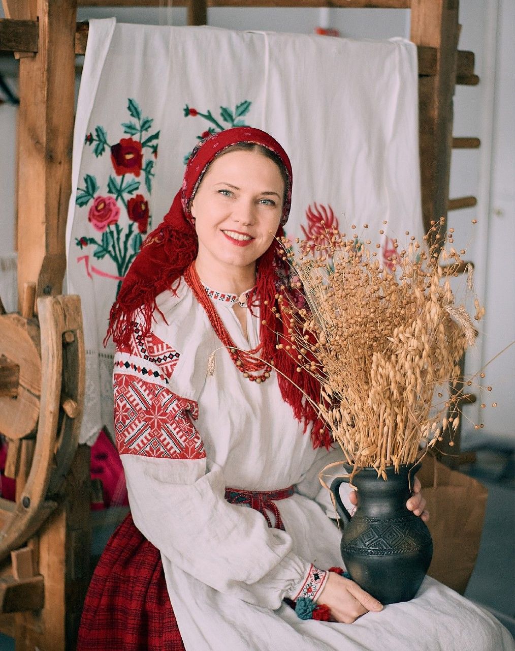 Women in Slavic costumes in Zhanjiang