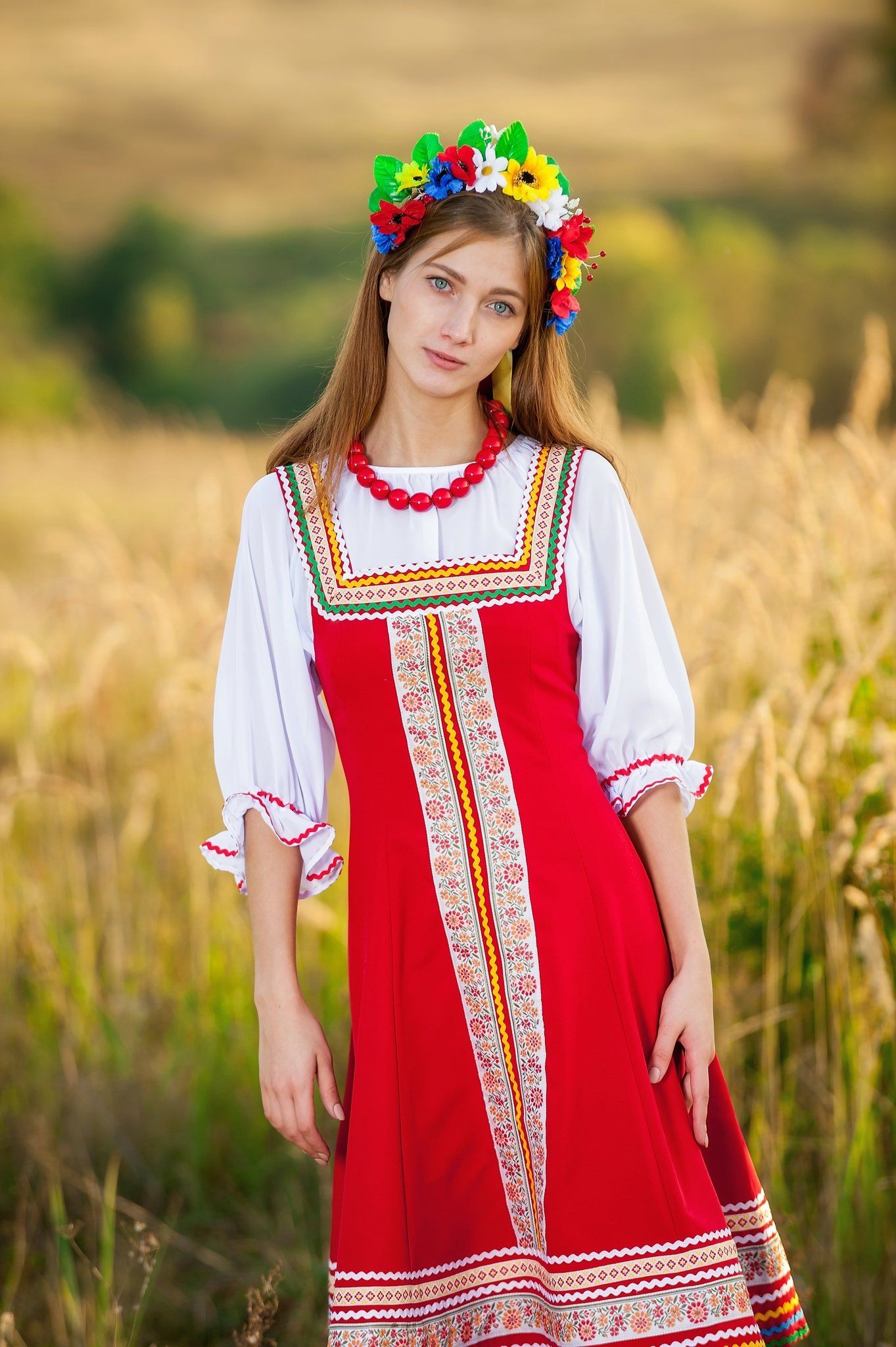 Women in Slavic costumes in Zhanjiang