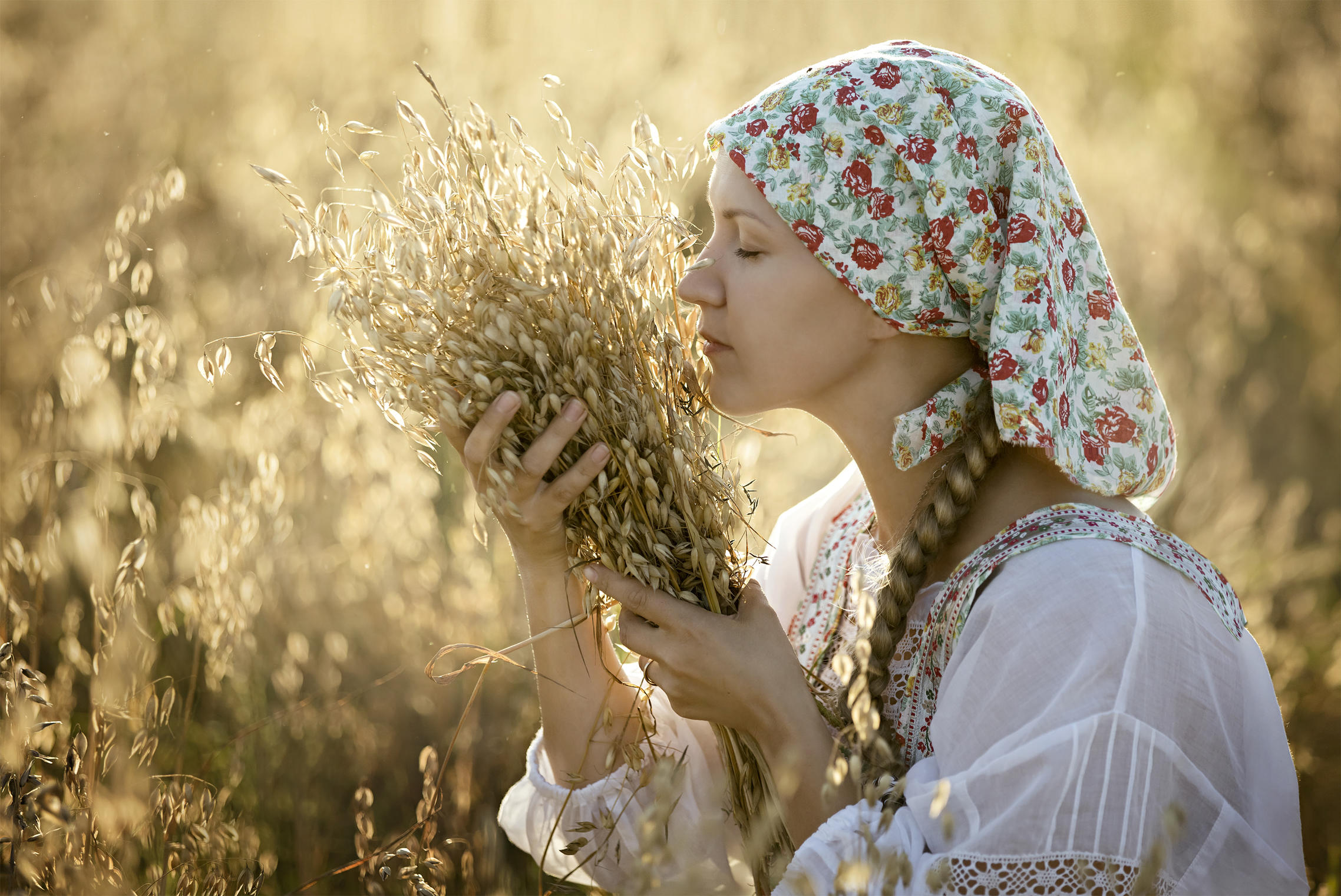 Photo Women in Slavic costumes in Zhanjiang